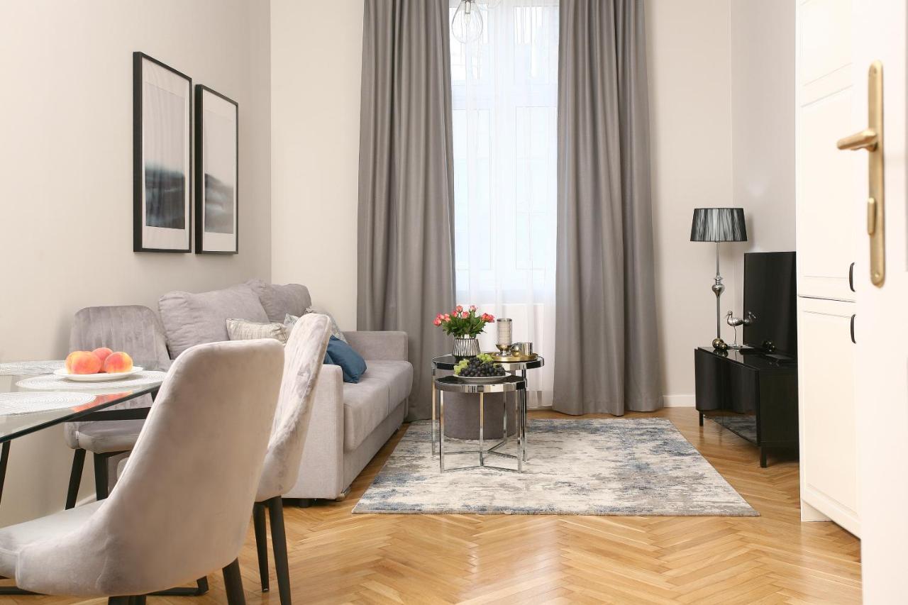 Gem Apartment By Castle Krakow Bagian luar foto